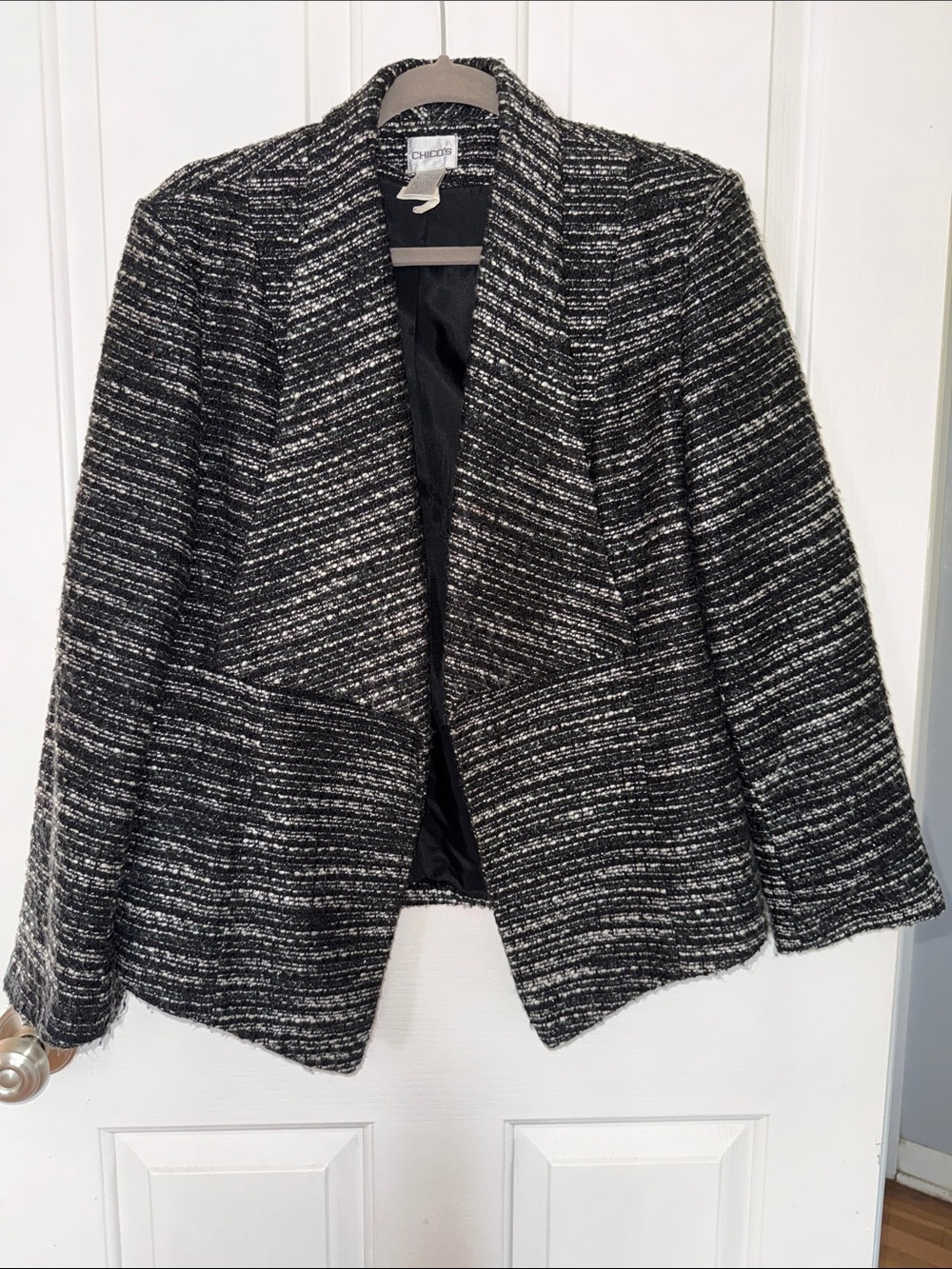 Chico's Black & White Textured Open-Front Blazer -size 2
